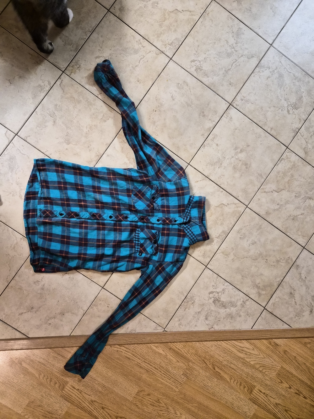 O'Neill Teal and Black Plaid Button-Down Shirt